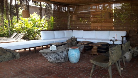 Ocean front at Baleia beach