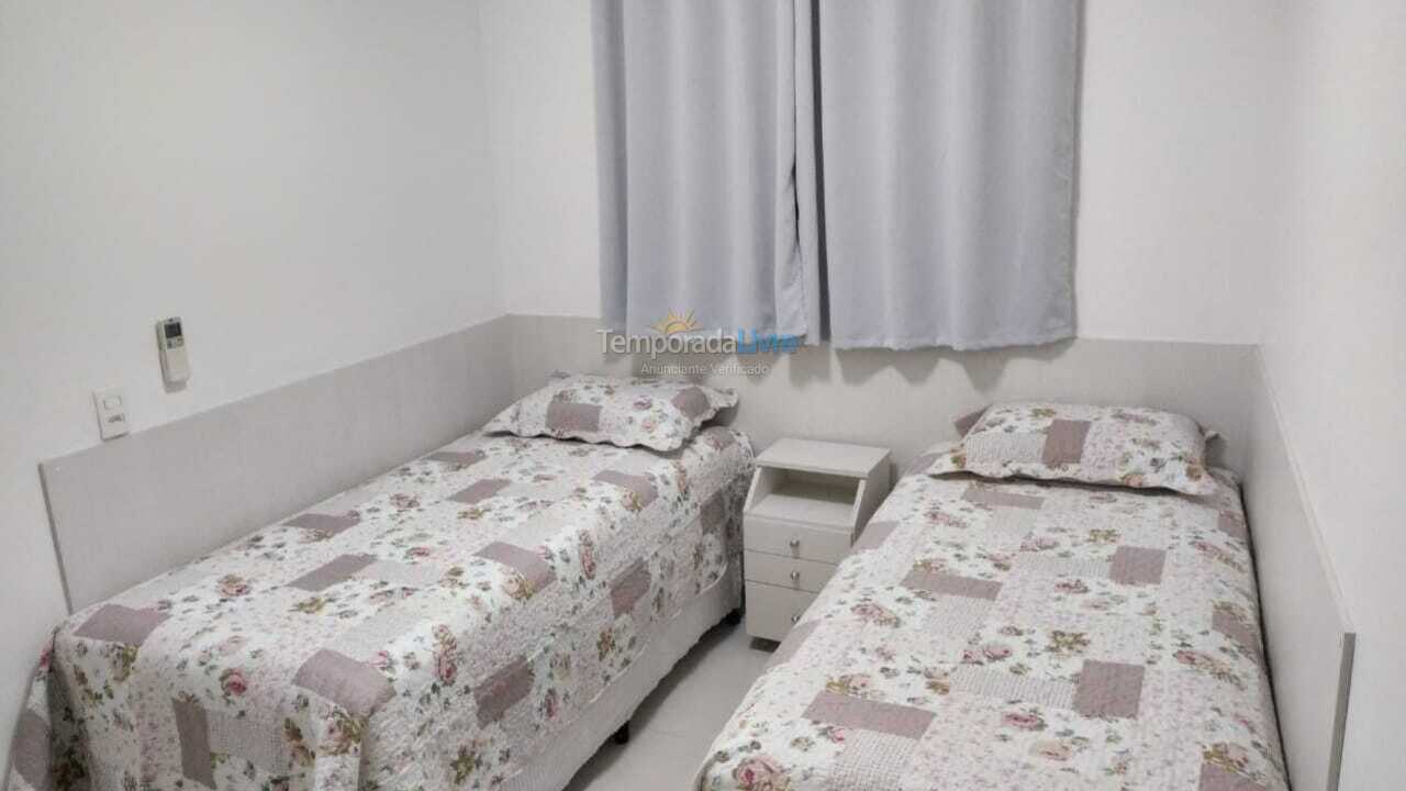 Apartment for vacation rental in Guarujá (Astúrias)