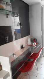 Apt encantador de frente para o mar com conforto e qualidade.