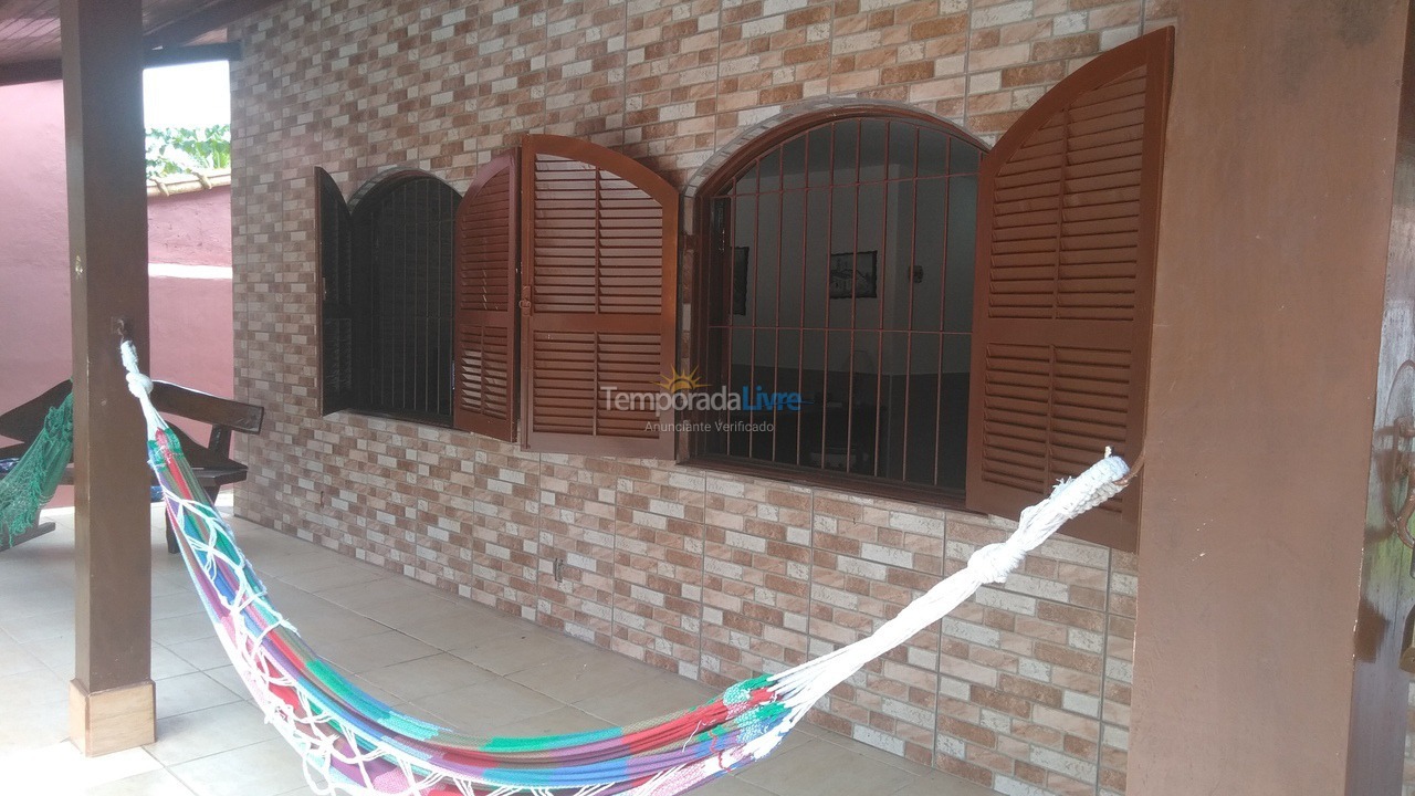 Casa para alquiler de vacaciones em Ubatuba (Praia das Toninhas)