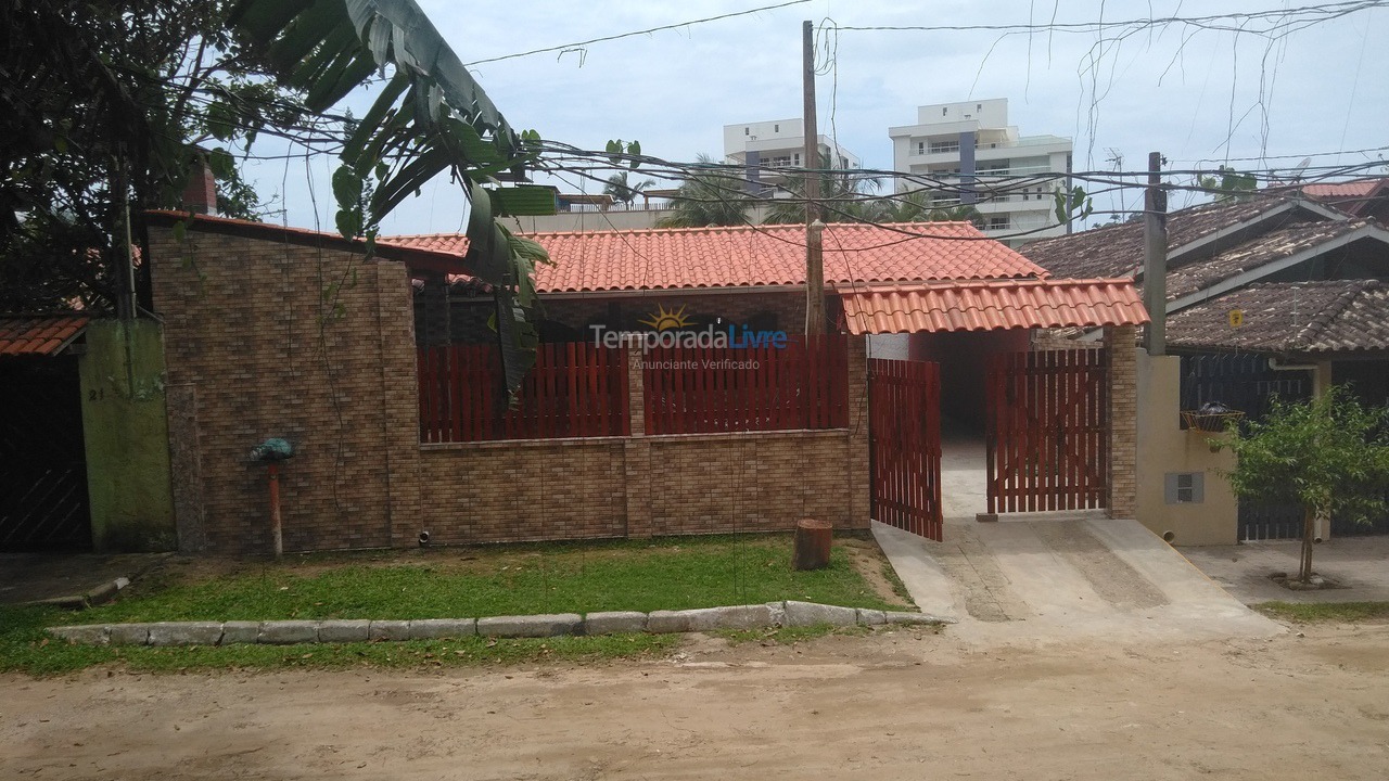 Casa para alquiler de vacaciones em Ubatuba (Praia das Toninhas)