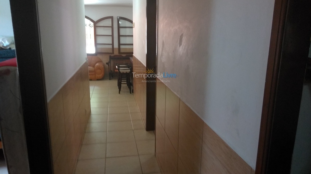 Casa para alquiler de vacaciones em Ubatuba (Praia das Toninhas)