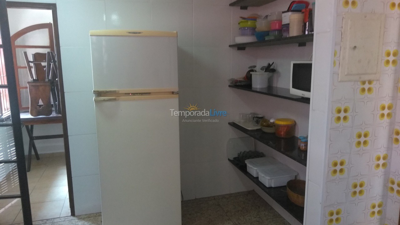 Casa para alquiler de vacaciones em Ubatuba (Praia das Toninhas)