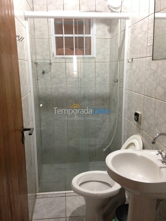 Casa para aluguel de temporada em Ubatuba (Maranduba)