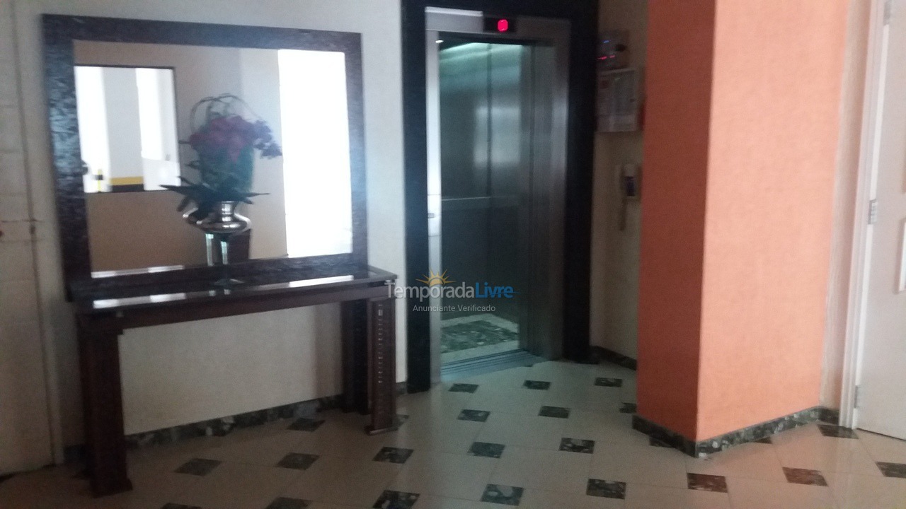 Apartment for vacation rental in Itapema (Meia Praia)