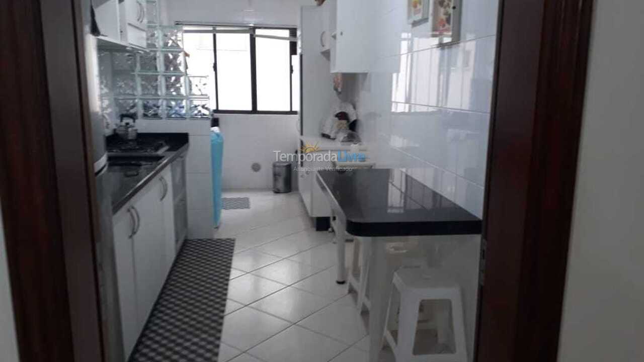 Apartment for vacation rental in Itapema (Meia Praia)
