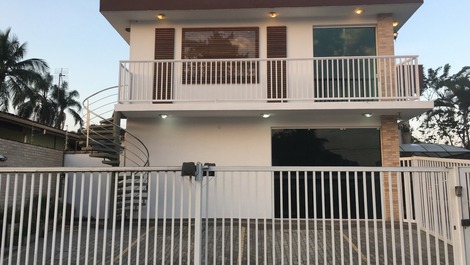 House for rent in Ubatuba - Praia Grande