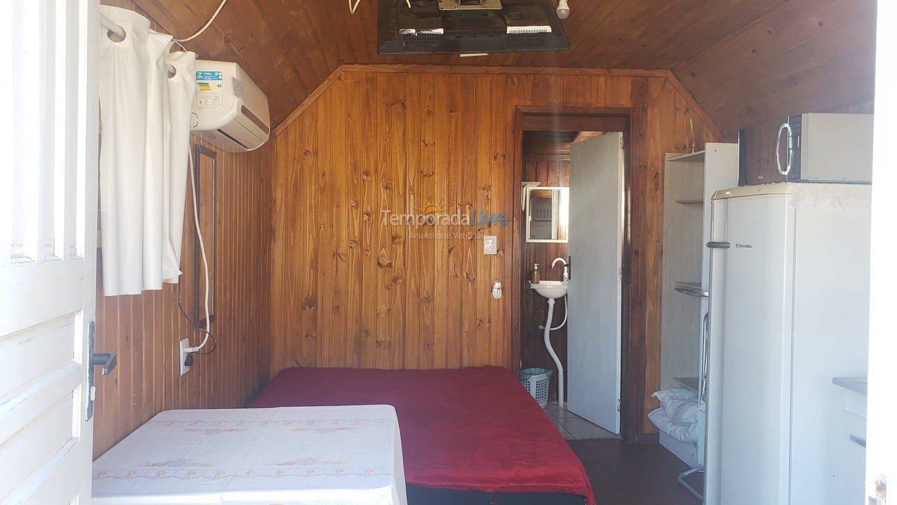 Casa para aluguel de temporada em Passo de Torres (Praia dos Molhes)