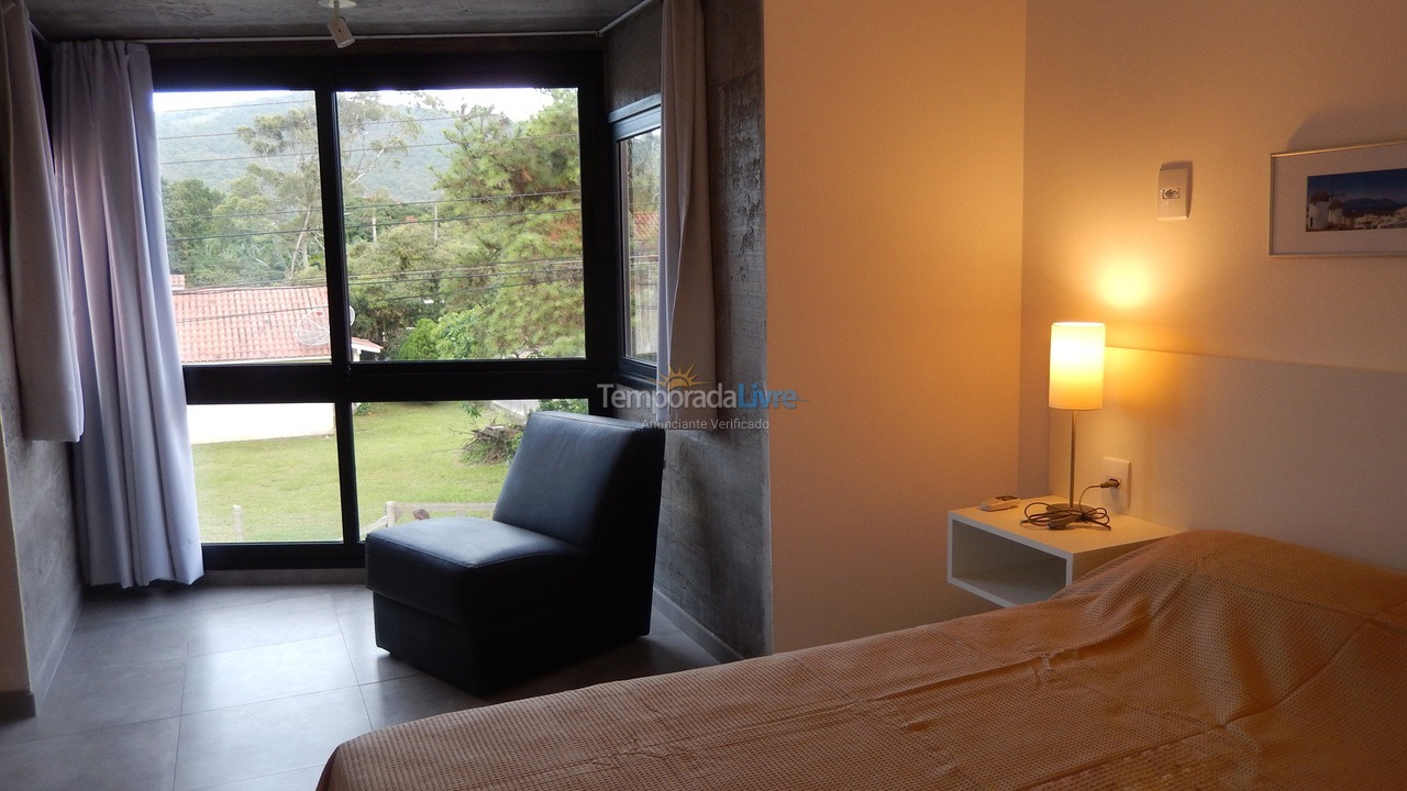 Apartamento para alquiler de vacaciones em Garopaba (Centro)