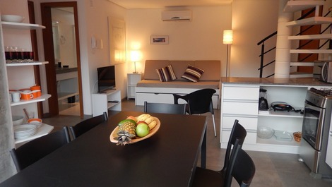 vista da sala de jantar e estar