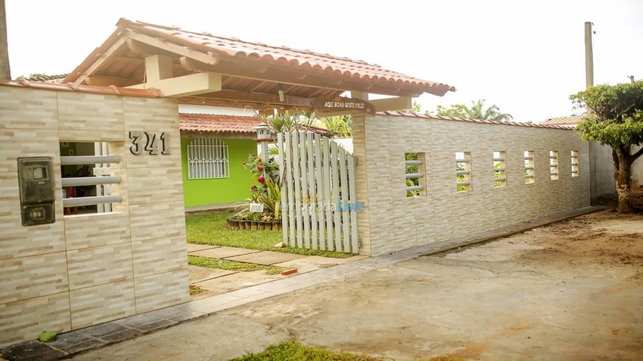 Casa para alquiler de vacaciones em Ilhéus (Condomínio Joia do Atlântico)