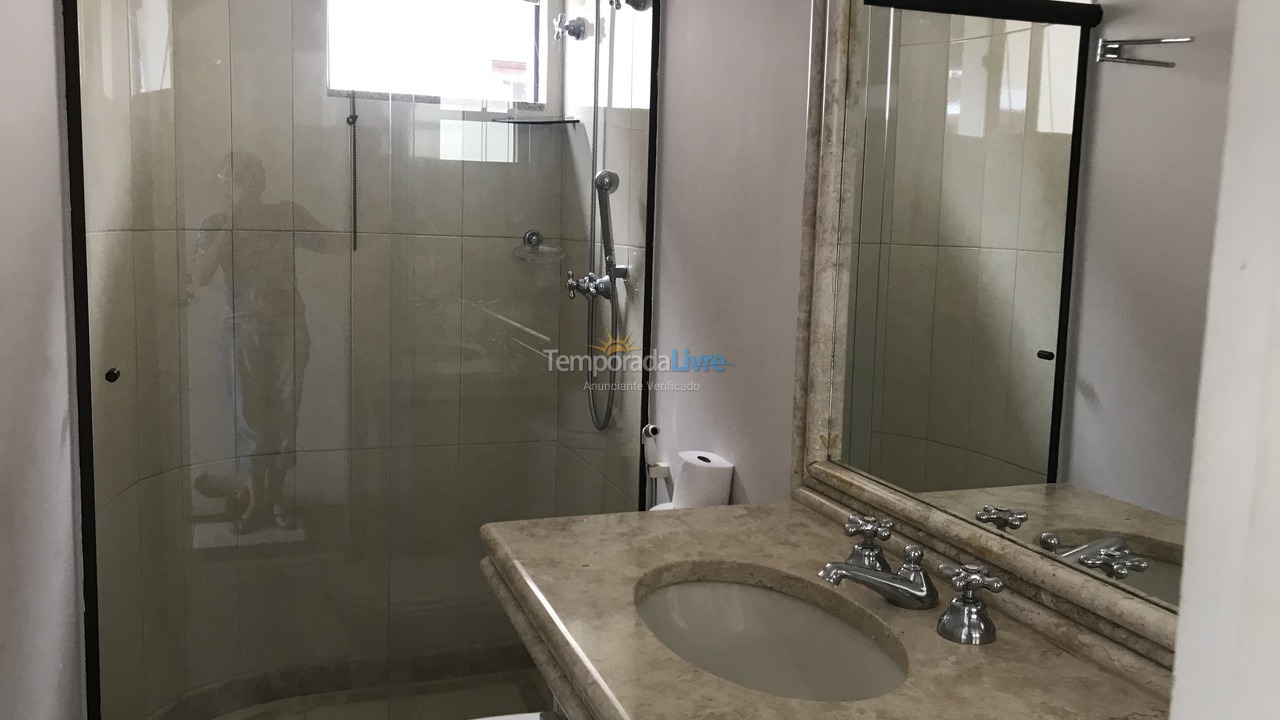 Casa para aluguel de temporada em Guarujá (Praia do Pernambuco)