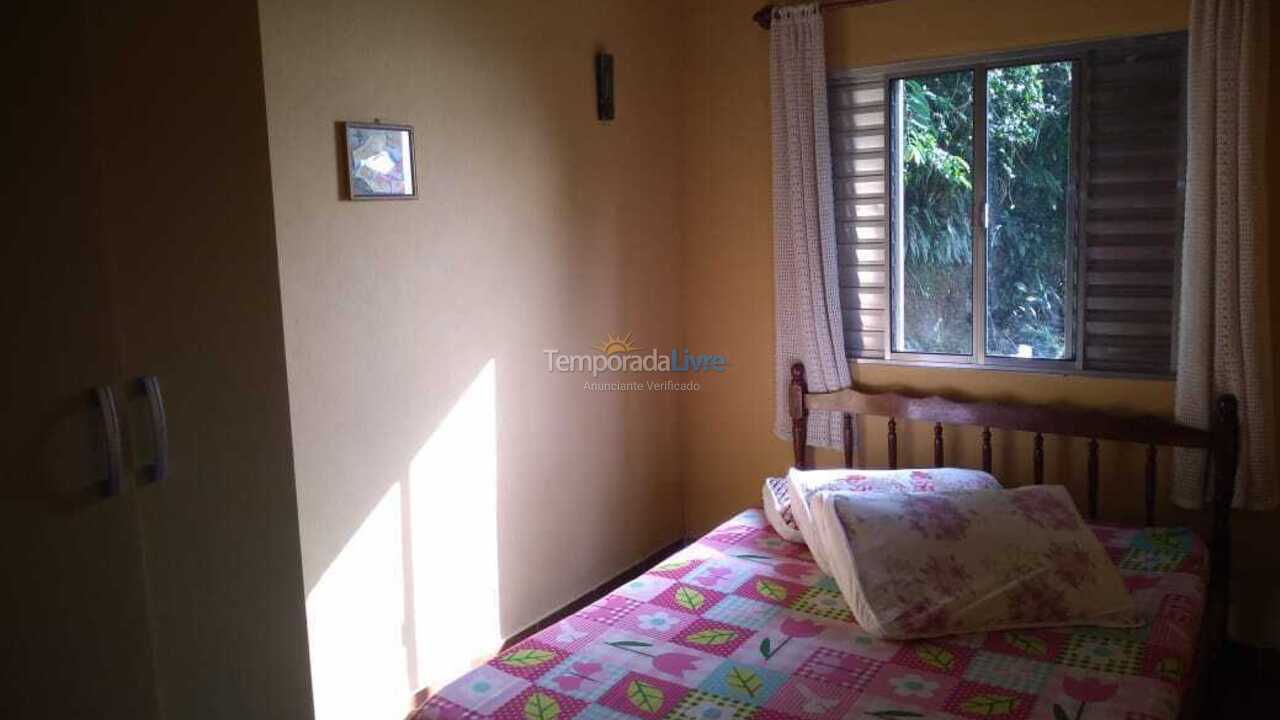 Casa para aluguel de temporada em Ubatuba (Praia da Almada)