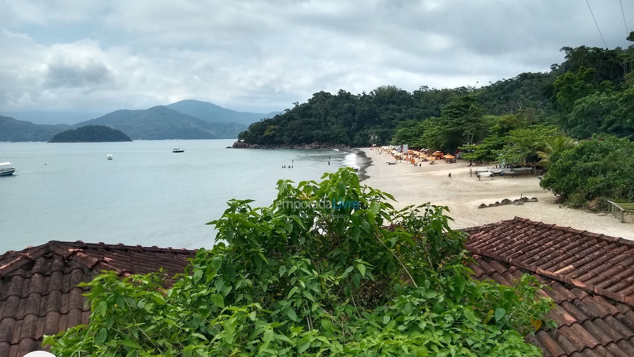 Casa para aluguel de temporada em Ubatuba (Praia da Almada)