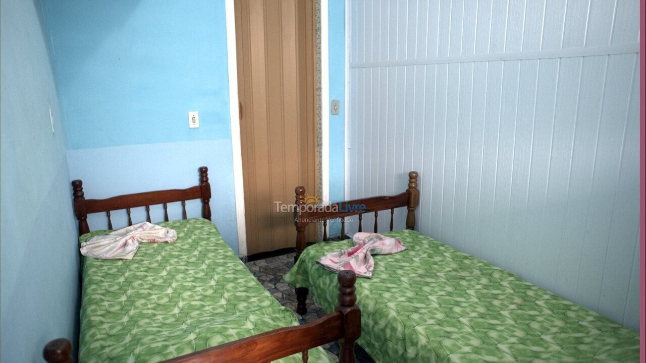 Casa para aluguel de temporada em Bertioga (Boraceia)