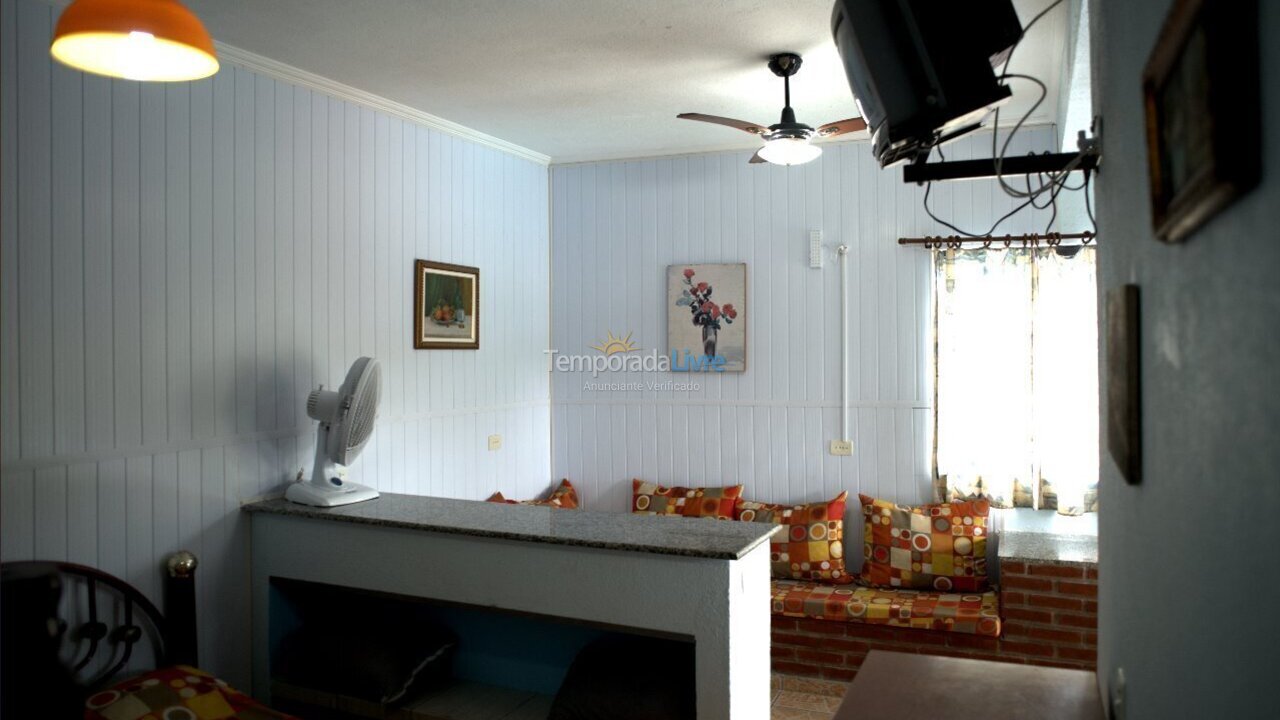 Casa para aluguel de temporada em Bertioga (Boraceia)