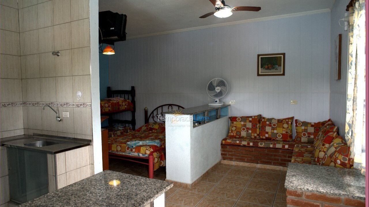 Casa para aluguel de temporada em Bertioga (Boraceia)