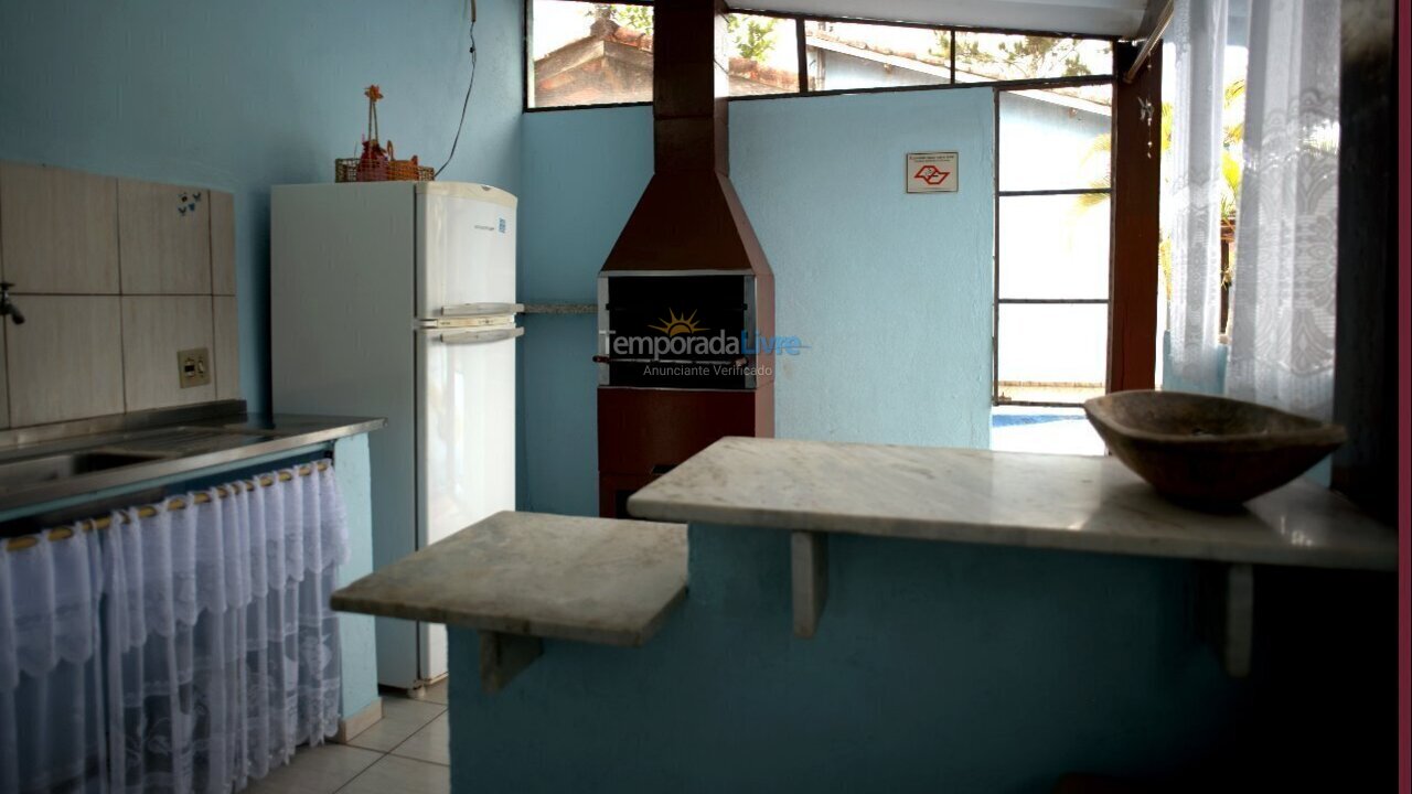 Casa para aluguel de temporada em Bertioga (Boraceia)