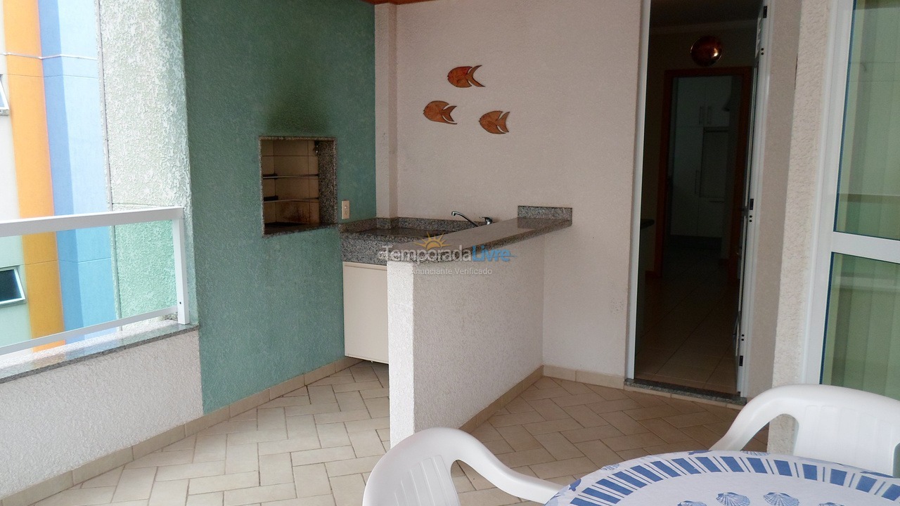 Apartamento para aluguel de temporada em Itapema (Meia Praia)