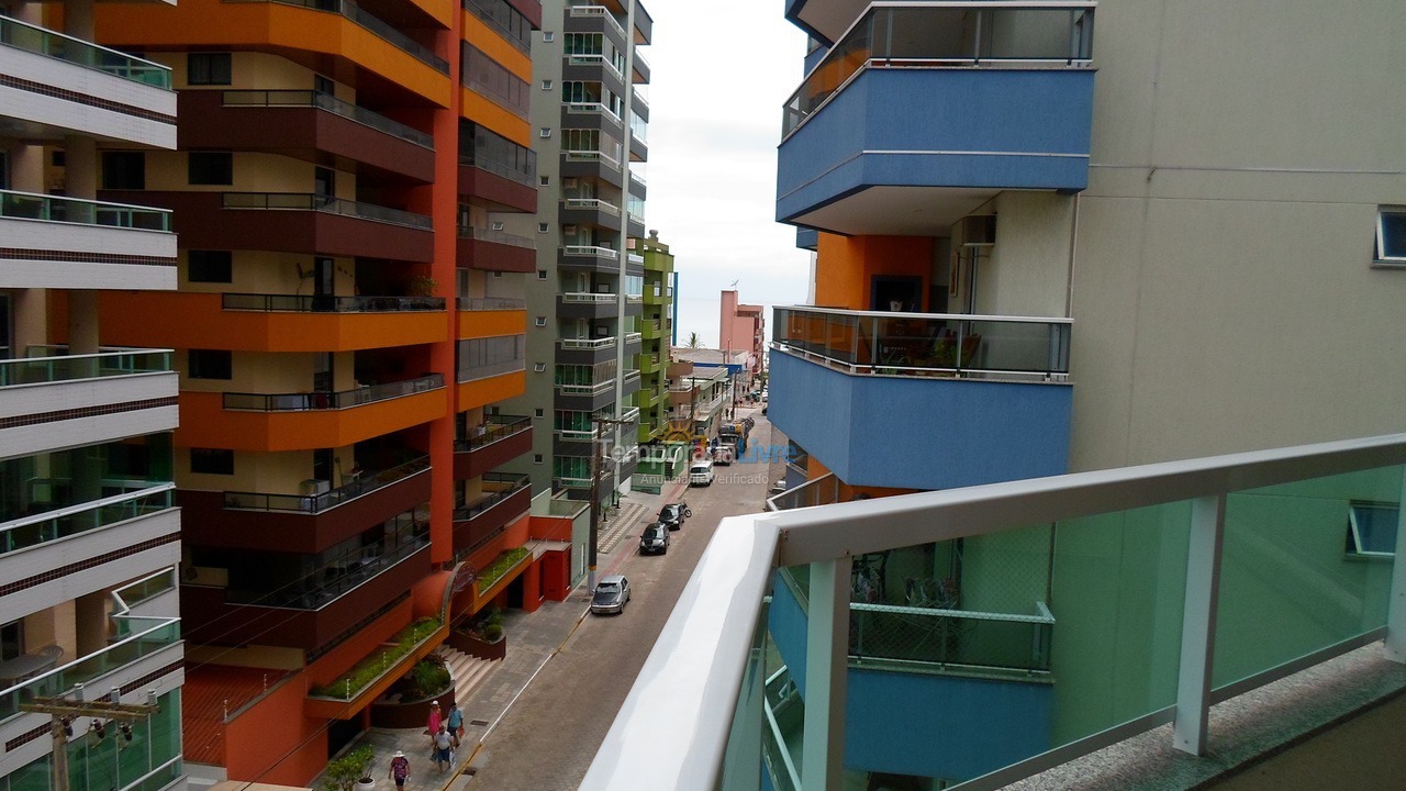 Apartamento para aluguel de temporada em Itapema (Meia Praia)