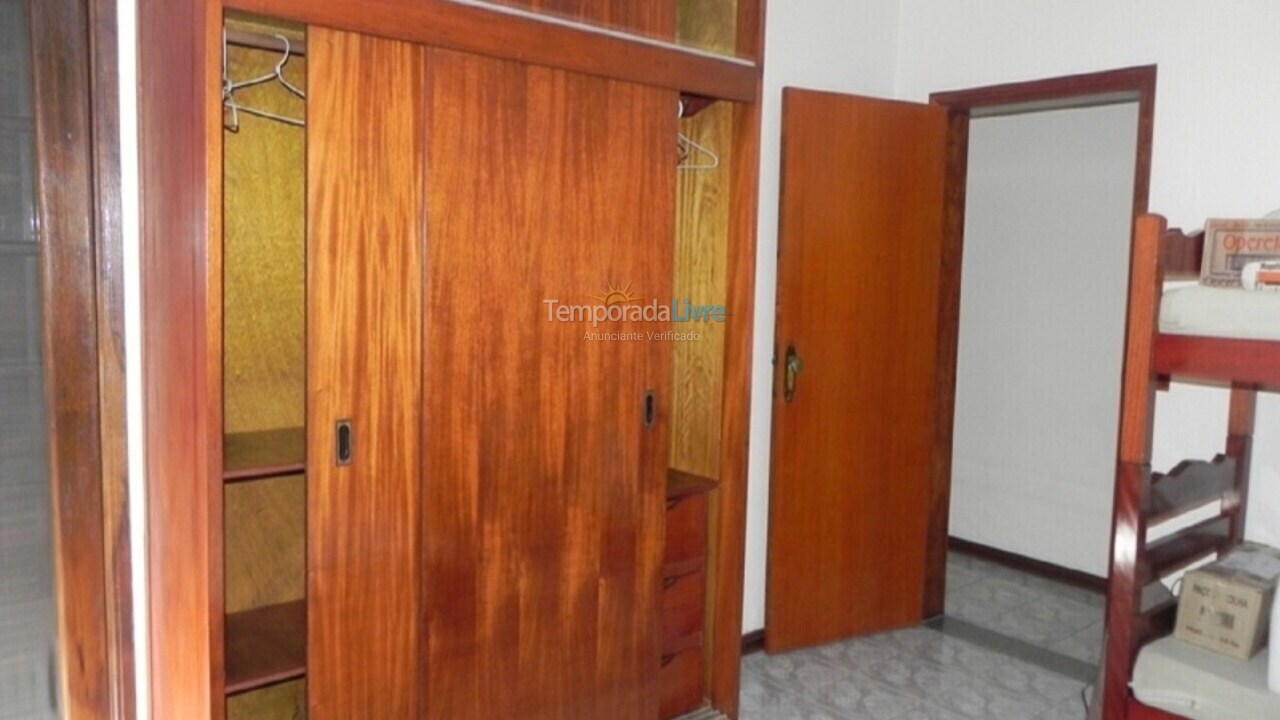 House for vacation rental in Peruíbe (Centro)