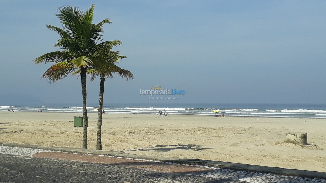 House for vacation rental in Praia Grande (Vila Tupi)