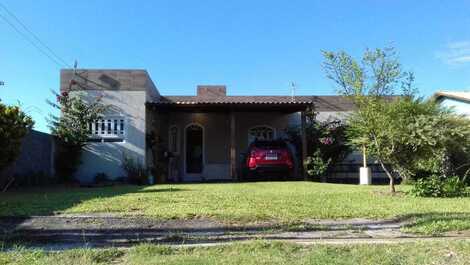 Casa 3Q - Rio Vermelho - Praia do Moçambique - Desconto mensal até 40%