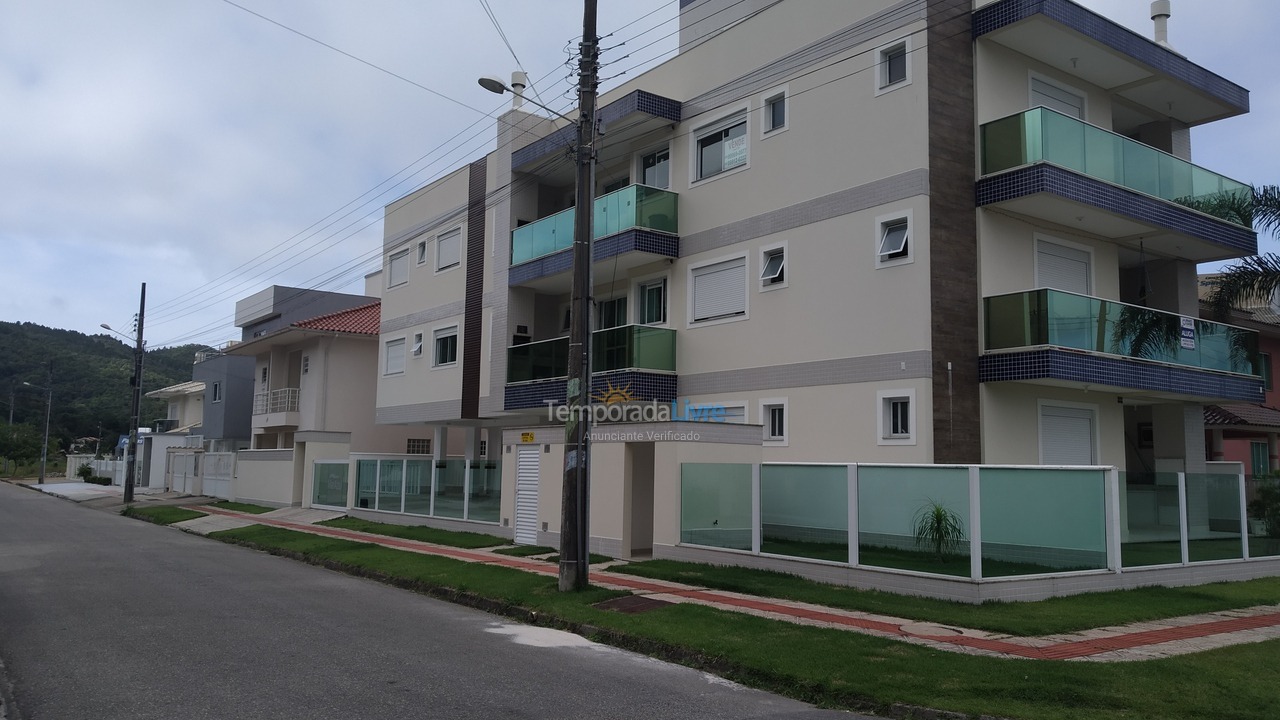 Apartment for vacation rental in Governador Celso Ramos (Praia de Palmas)