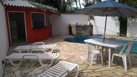 New Year's Eve in front of Café de La Musique Ilha Bela Praia Witch