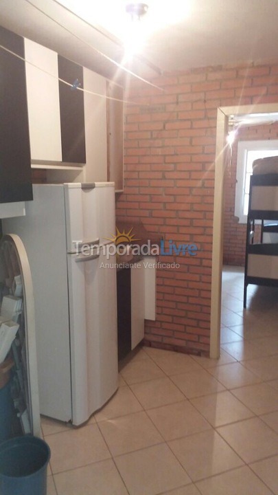 Casa para aluguel de temporada em Itapema (Meia Praia)