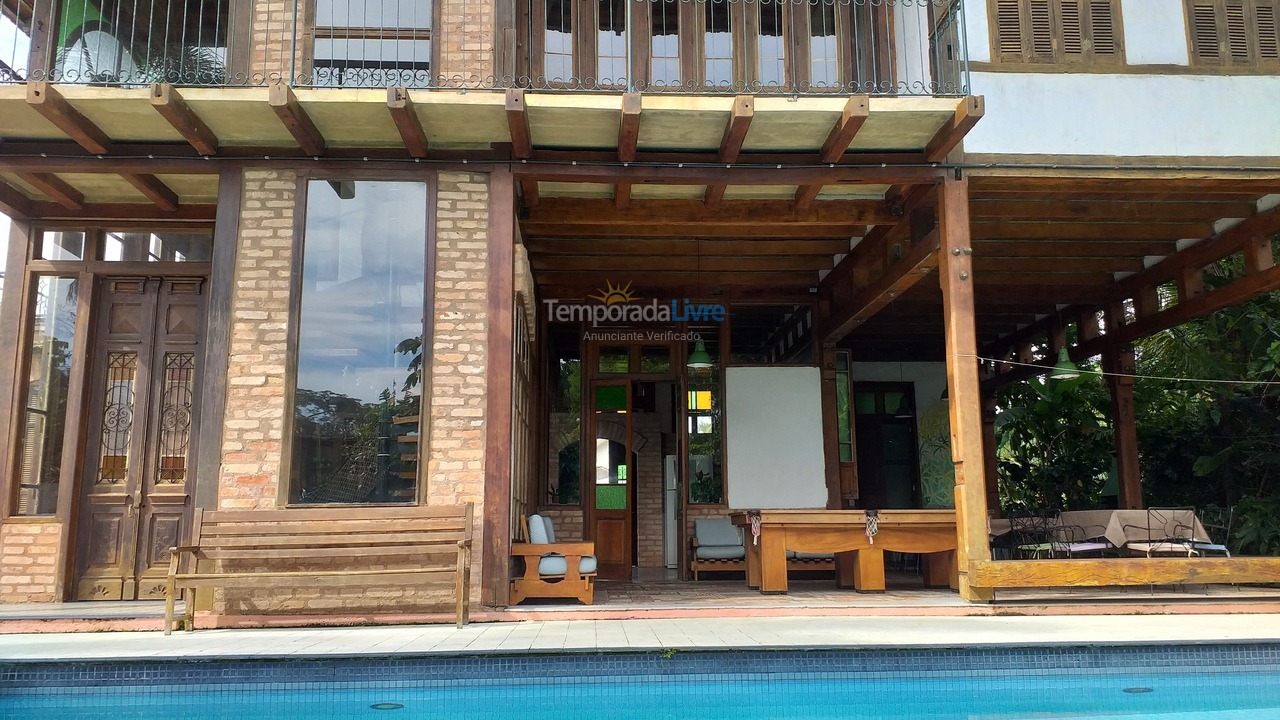 Casa para aluguel de temporada em Guarujá (Praia do Pernambuco)