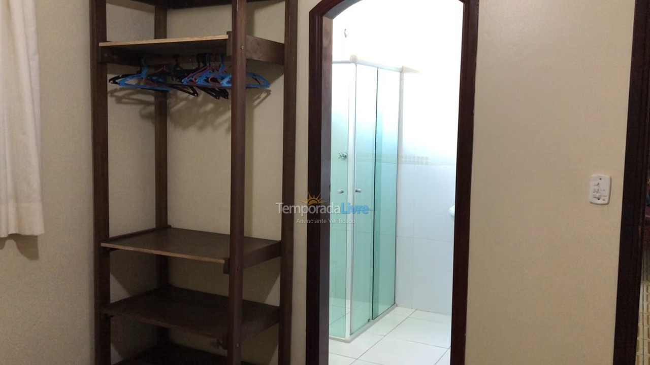 Casa para aluguel de temporada em Caraguatatuba (Martim de Sá)