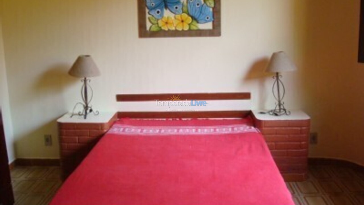 Casa para aluguel de temporada em Caraguatatuba (Martim de Sá)