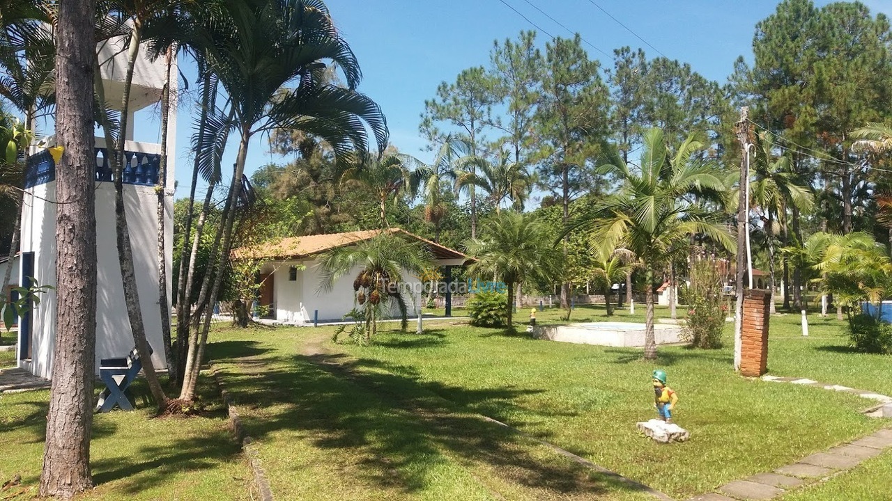 Chácara / sítio para aluguel de temporada em Itanhaém (Balneário Gaivotas)