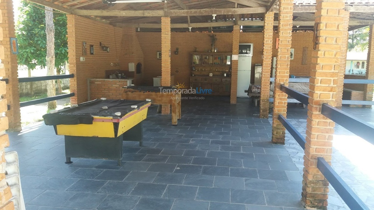 Chácara / sítio para aluguel de temporada em Itanhaém (Balneário Gaivotas)