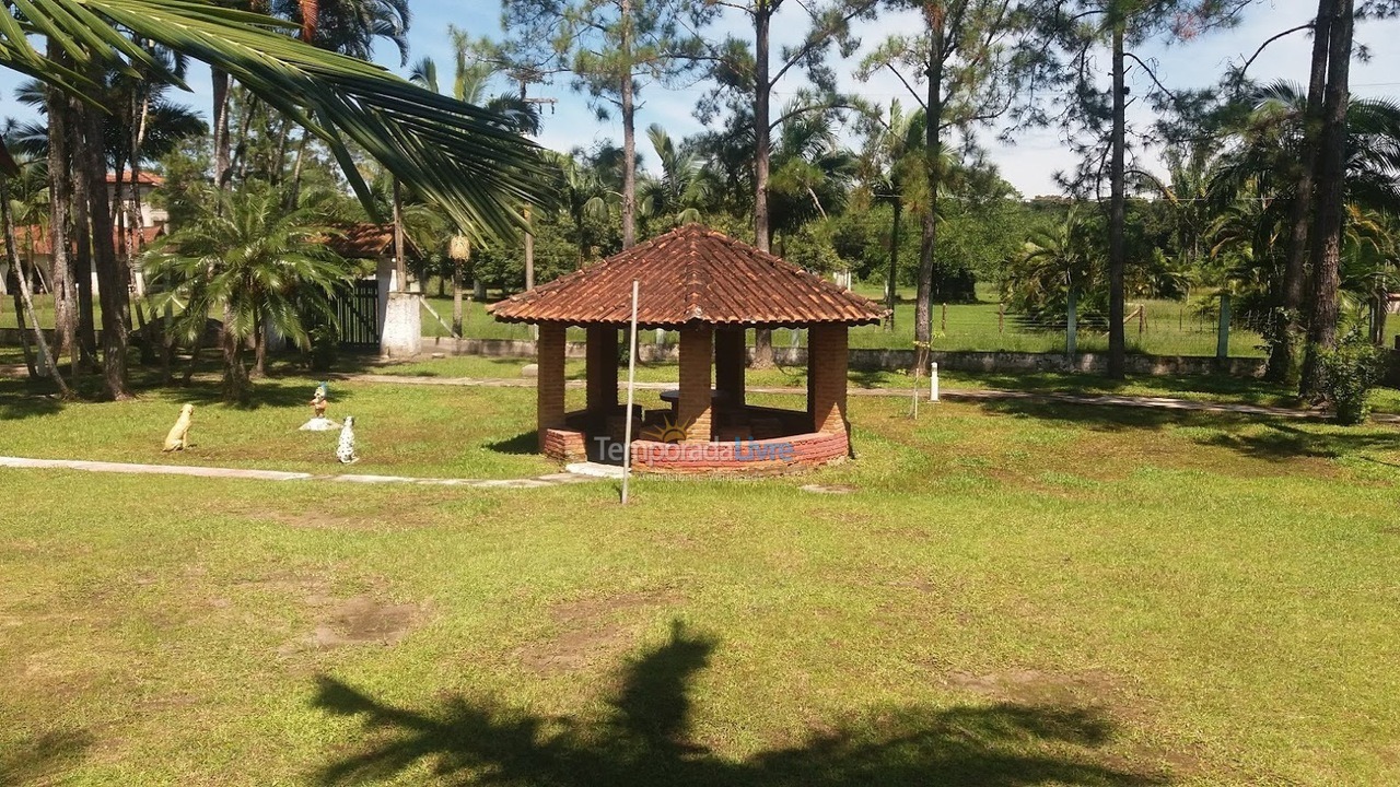 Chácara / sítio para aluguel de temporada em Itanhaém (Balneário Gaivotas)