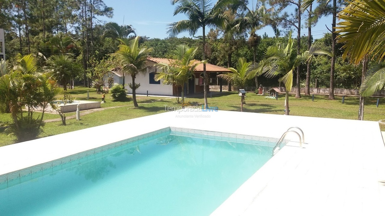 Chácara / sítio para aluguel de temporada em Itanhaém (Balneário Gaivotas)