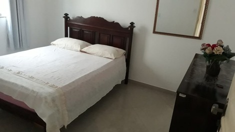 Casa con 03 habitaciones con aire acondicionado, cerca del ferry en el centro de Porto Seguro.