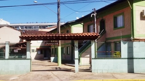 Entrada do condomínio.