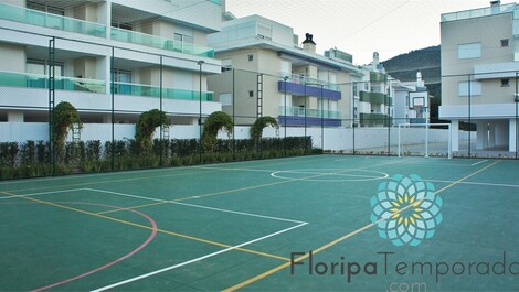 Precioso ático con 3 suites, jacuzzi, cancha deportiva. Completa!