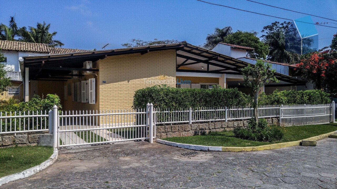 House for vacation rental in Florianópolis (Cachoeira do Bom Jesus)