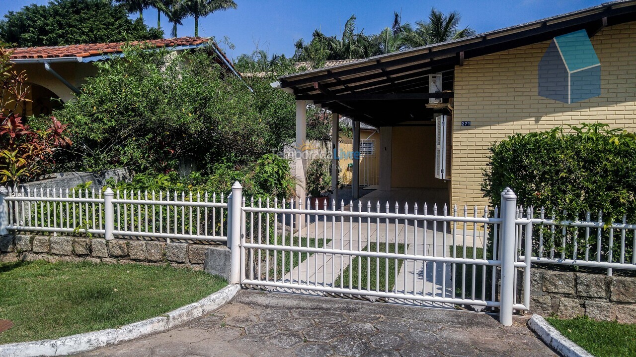 House for vacation rental in Florianópolis (Cachoeira do Bom Jesus)