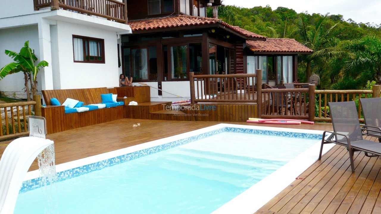Casa para alquiler de vacaciones em Garopaba (Praia do Silveira)