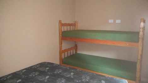 Òtima localização com piscina,garagem,acomoda 12