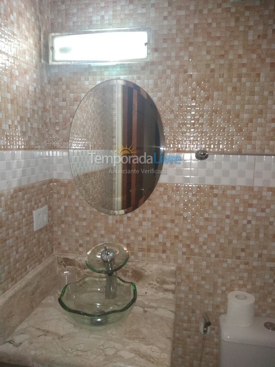 Casa para aluguel de temporada em Praia Grande (Praia do Caiçara)