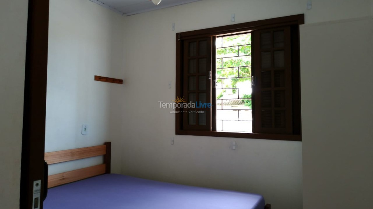 Casa para alquiler de vacaciones em Pontal do Paraná (Praia de Leste)