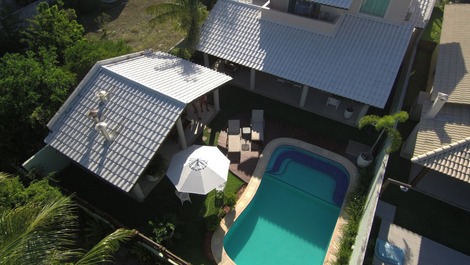 Maravilhosa casa à beira do Rio Jacuípe, excelente área gourmet