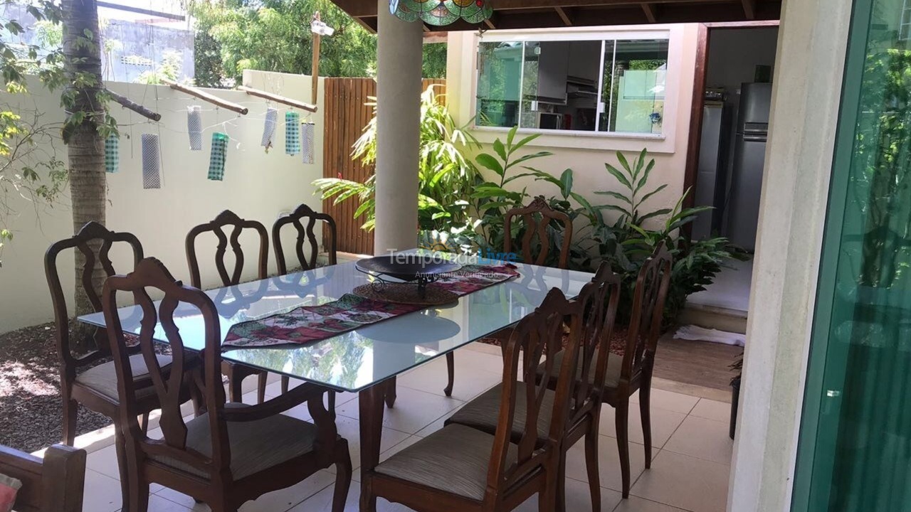 Casa para aluguel de temporada em Camaçari (Barra do Jacuípe)
