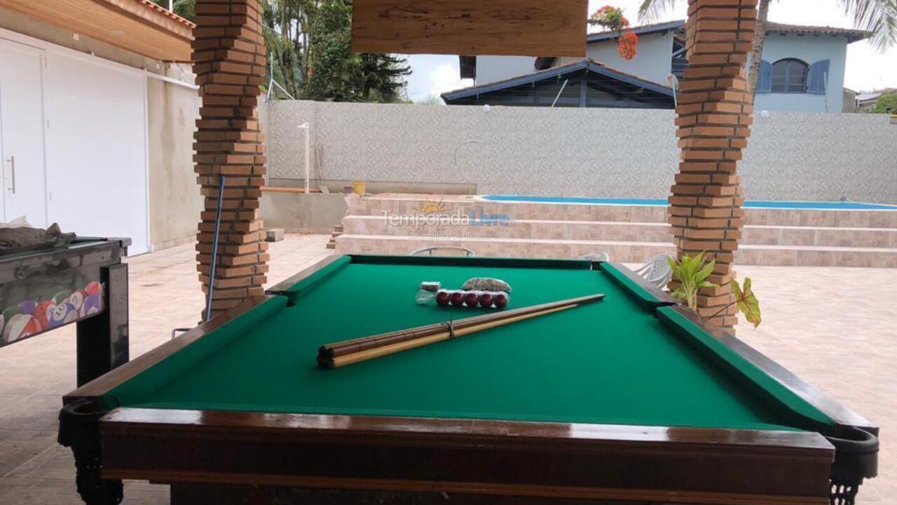 Casa para aluguel de temporada em Guarujá (Praia do Pernambuco)