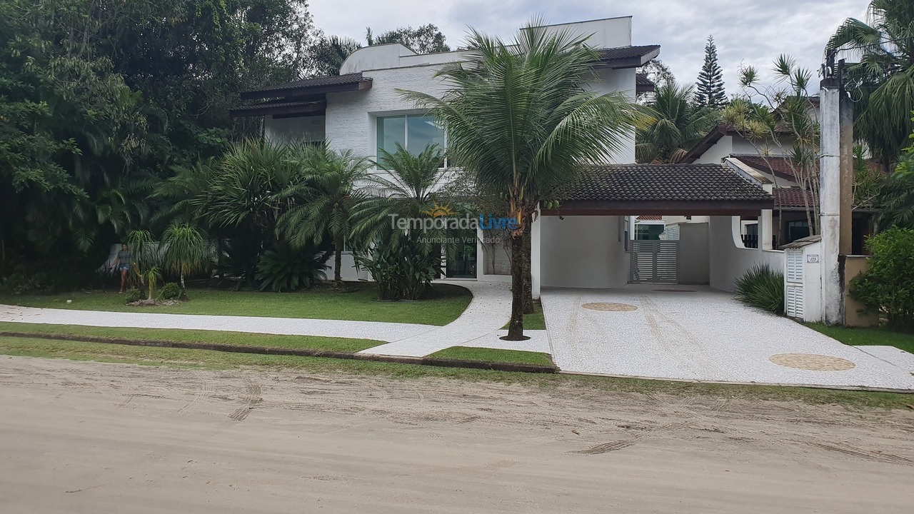 Casa para aluguel de temporada em Bertioga (Riviera de São Lourenço)